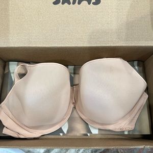 SKIMS weightless Demi bra 34DDD